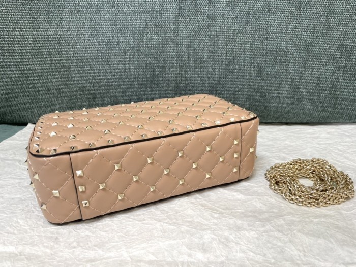 Rockstud Spike Shoulder Bag“24*16*6.5CM”-057=