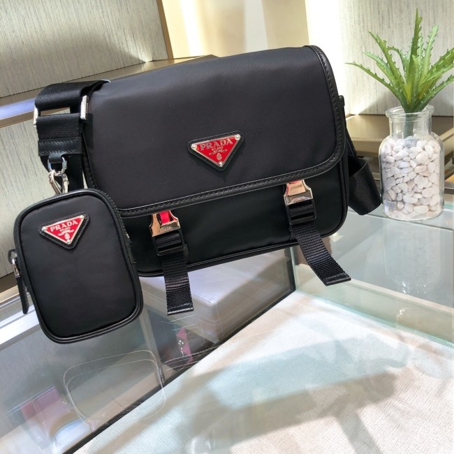 Re-nylon And Saffiano Leather Shoulder Bag“22*16*8.5CM”-087=