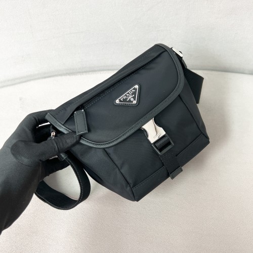 Re-Nylon And Saffiano Leather Shoulder Bag“16*15*8CM”-086=
