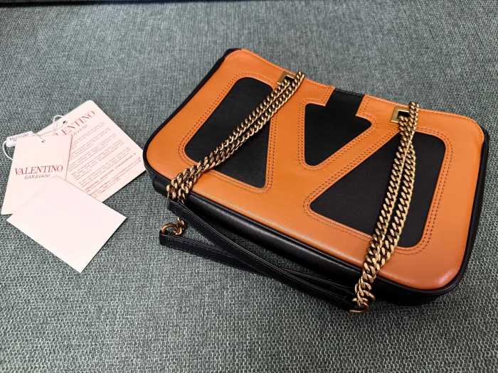Viva Superstar Small Nappa Leather Shopping Bag“27*18*3CM”-057=
