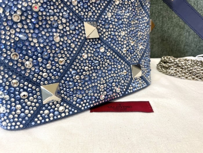 Roman Stud Embellished Denim Tote Bag“21*17*13CM”-068=