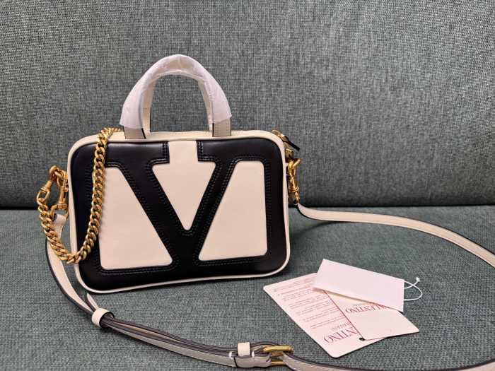 Viva Superstar Nappa Leather Handbag“23*16*8CM”-007=