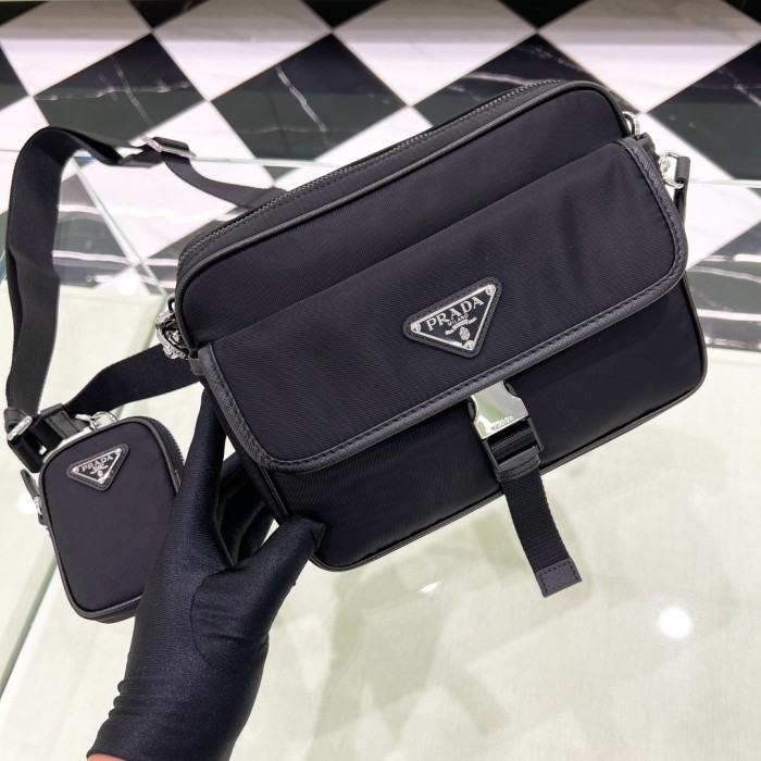 Re-nylon And Saffiano Leather Shoulder Bag“22*16*5CM”-087=