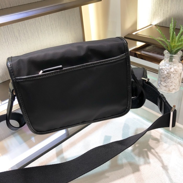 Re-nylon And Saffiano Leather Shoulder Bag“22*16*8.5CM”-087=