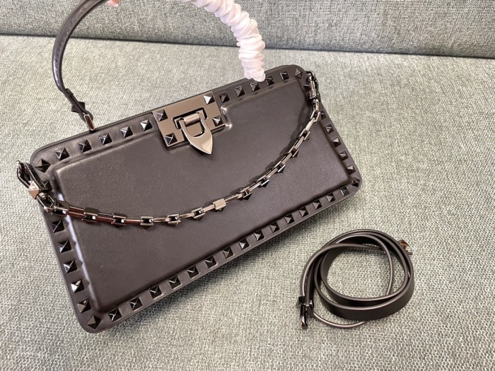 Rockstud Calfskin Handbag“28*14*8CM”-009=