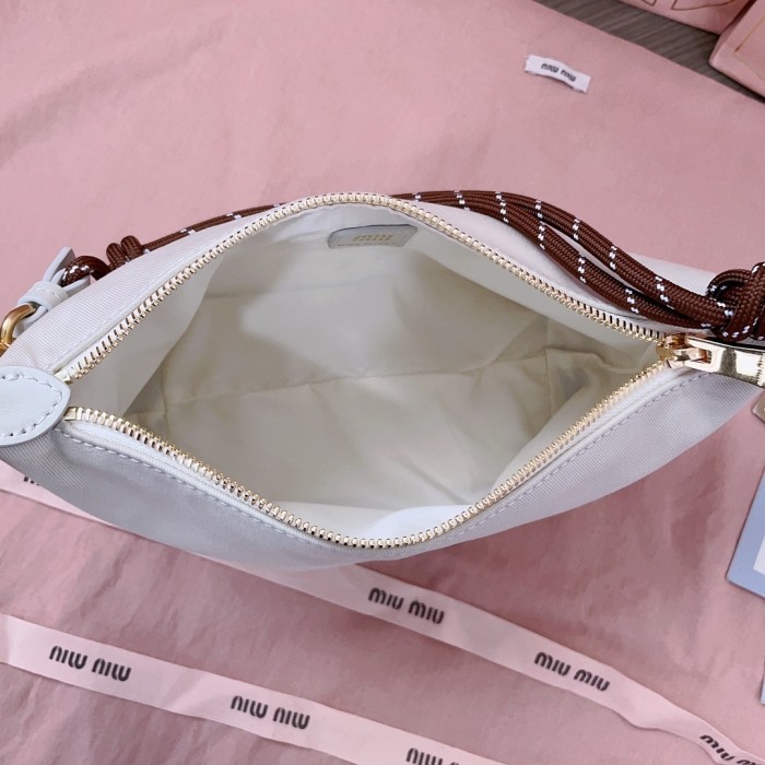 Gabardine Pouch“25.5*19*14*10CM”-064=