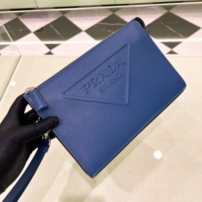Saffiano Cuir Triangle Logo Embossed Wristlet Pouch“25*17*5CM”-057=
