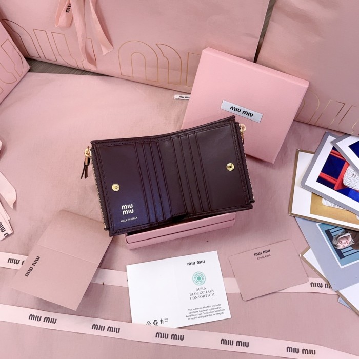 Small wallet in matelassé nappa leather“11.5*8CM”-023=