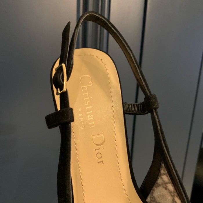Capture Pumps（Female）34-41=