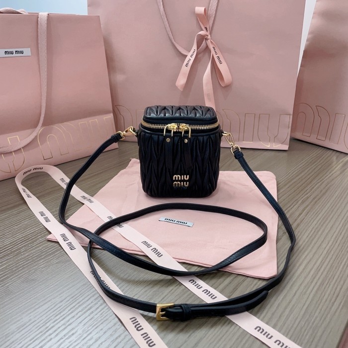 Black Matelassé Nappa Leather Micro Bag“10.5*9.5*7CM”-007=