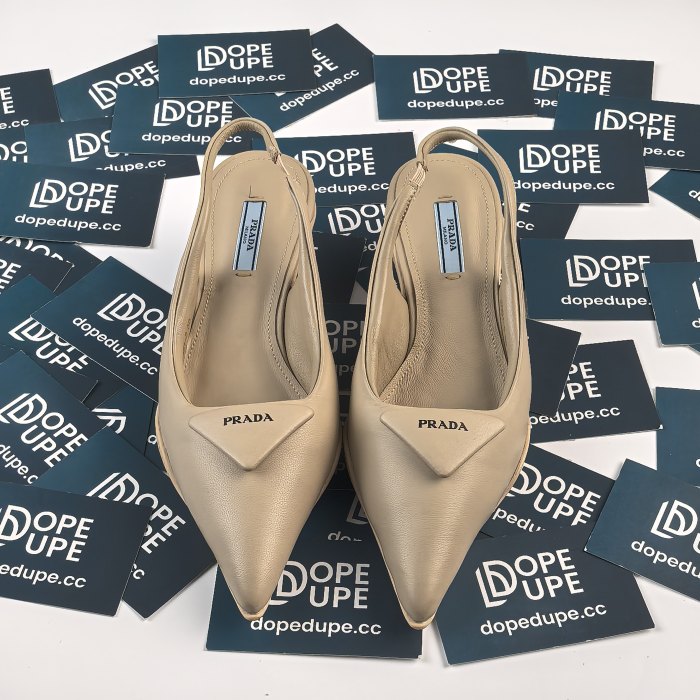 Leather Slingback Pumps with Triangle Logo(Female)36-41