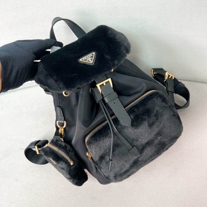 Deserto Re-Nylon And Shearling Backpack“25*20.5*11.5CM”-089=