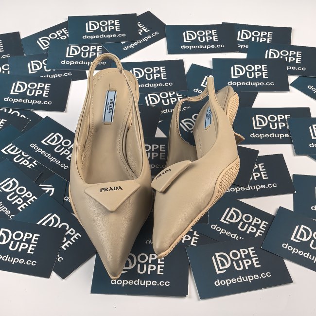 Leather Slingback Pumps with Triangle Logo(Female)36-41