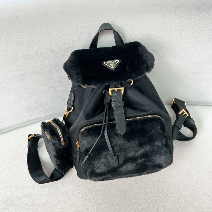 Deserto Re-Nylon And Shearling Backpack“25*20.5*11.5CM”-089=