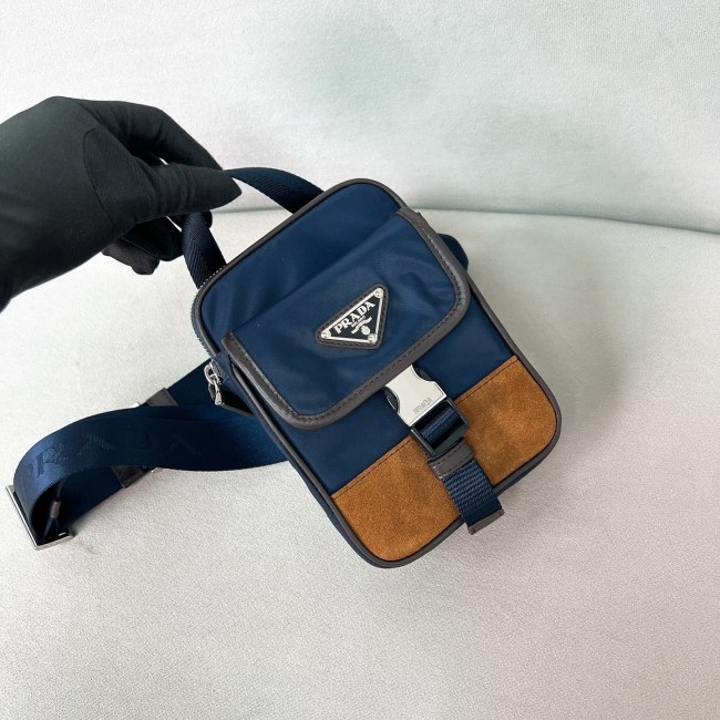Re-Nylon And Leather Smartphone Case“17*11.5*4.5CM”-086=