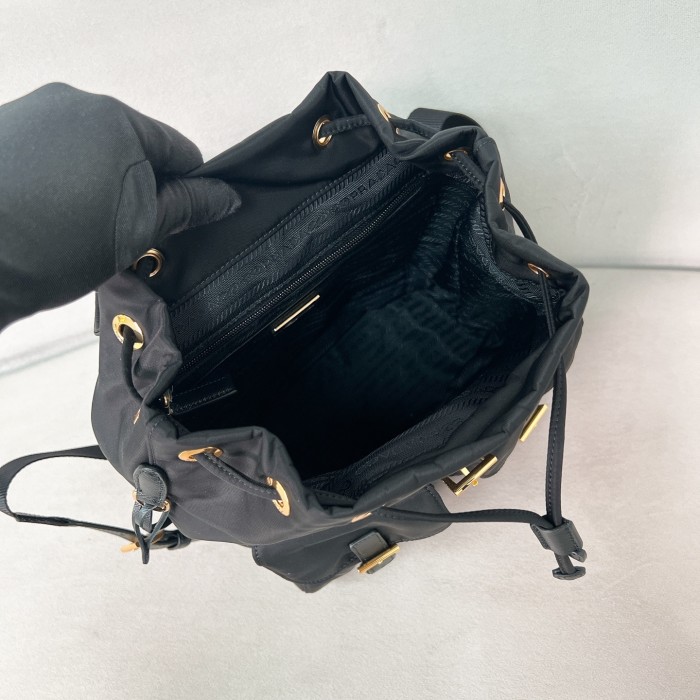 Re-Edition 1978 small Re-Nylon backpack“28*23.5*12CM”-089=