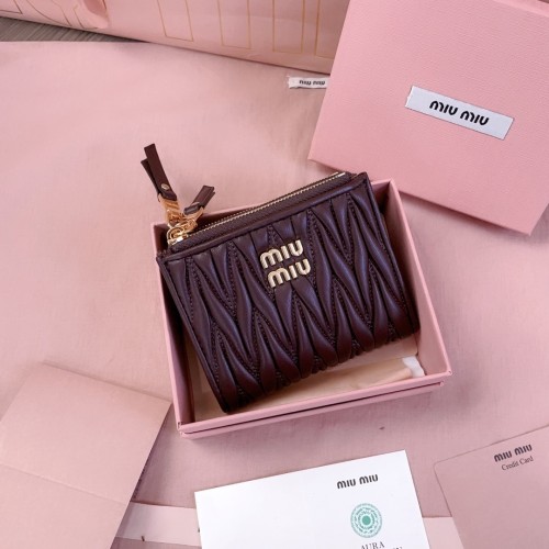 Small wallet in matelassé nappa leather“11.5*8CM”-023=