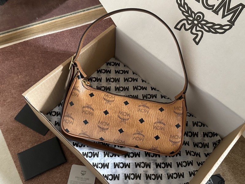 Aren Shoulder Bag in Visetos Bag“26.5*13.5*6.5CM”-062=