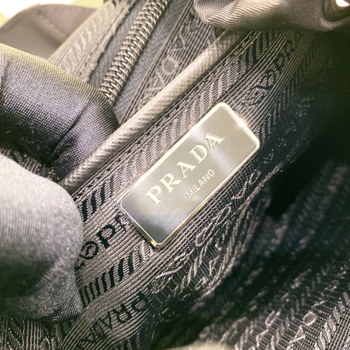 Re-Nylon Backpack“28*23.5*12CM”-089=