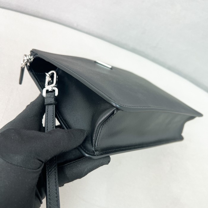 Saffiano leather pouch“26.5*17*5CM”-058=