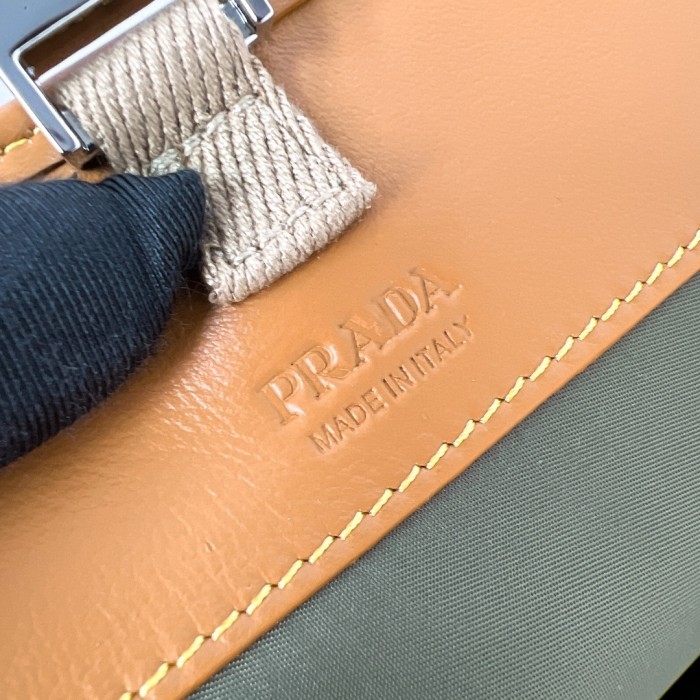 Re-Nylon And Leather Smartphone Case“18*14*3CM”-054=