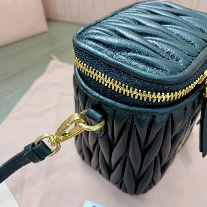 Black Matelassé Nappa Leather Micro Bag“10.5*9.5*7CM”-007=