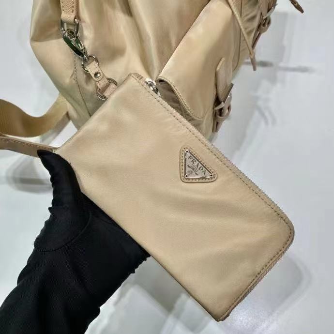 Re-Nylon Backpack“32*30*15CM”-055=