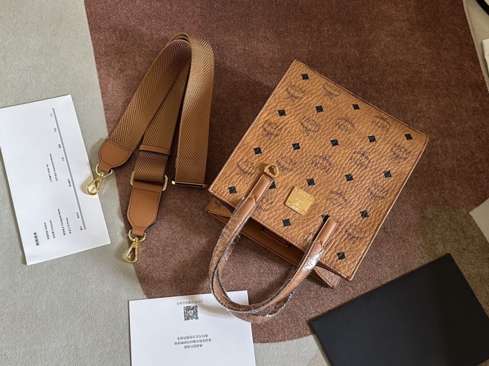 Aren Tote in Visetos Bag“22*19*8.5CM”-0033=