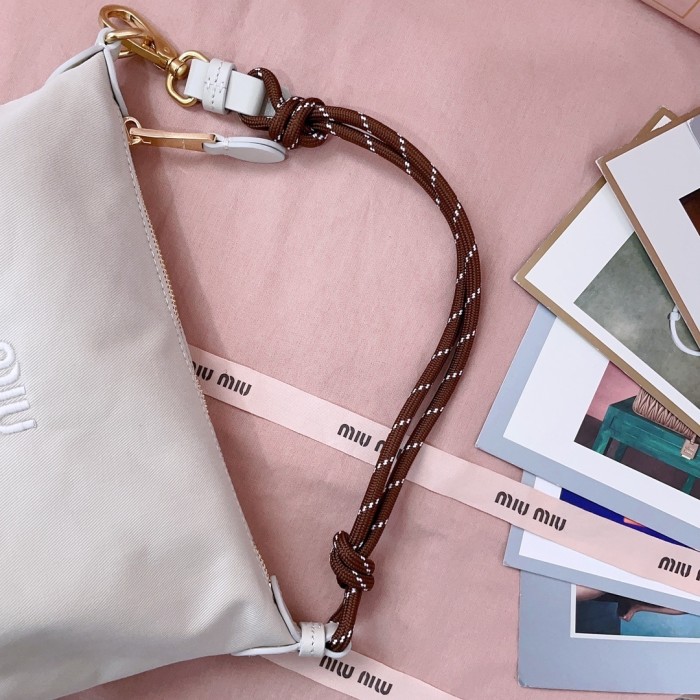 Gabardine Pouch“25.5*19*14*10CM”-064=