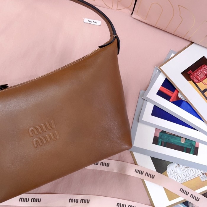 Leather pouch“19*14*10CM”-036=
