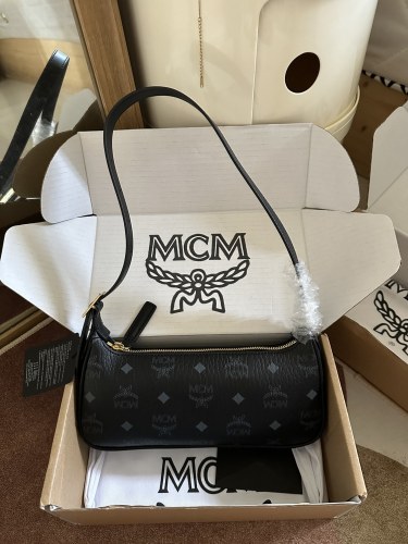 Aren Shoulder Bag in Visetos Bag“26.5*13.5*6.5CM”-062=