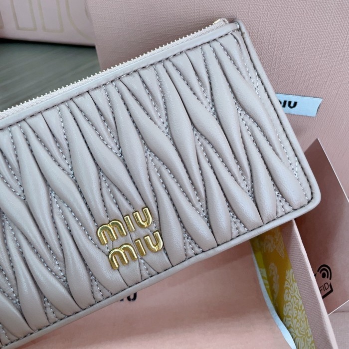 Matelassé Nappa Leather Wallet“15*8CM”-072=