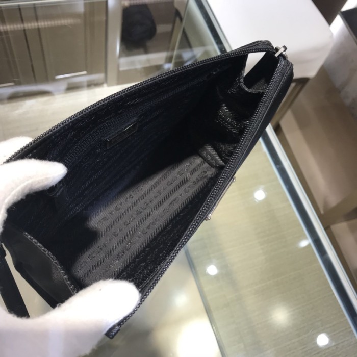Re-Nylon and Saffiano leather pouch“23*16*7CM”-005=
