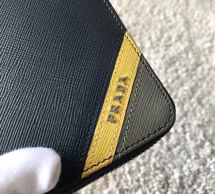 Saffiano Stripe Leather Wallet“21*11CM”-055=