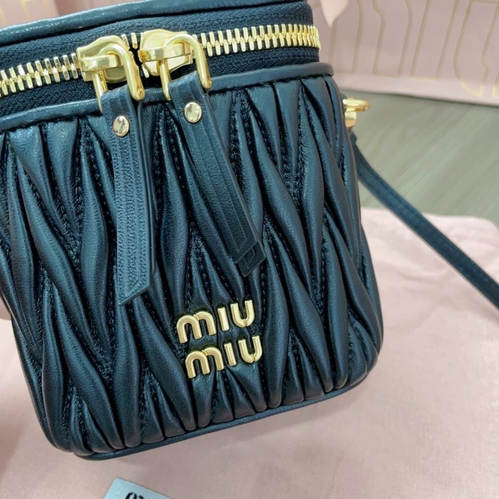 Black Matelassé Nappa Leather Micro Bag“10.5*9.5*7CM”-007=