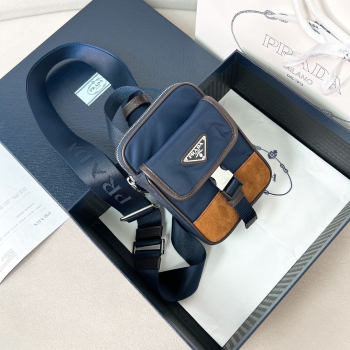 Re-Nylon And Leather Smartphone Case“17*11.5*4.5CM”-086=