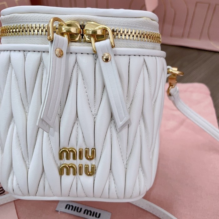 White Matelassé Nappa Leather Micro Bag“10.5*9.5*7CM”-007=
