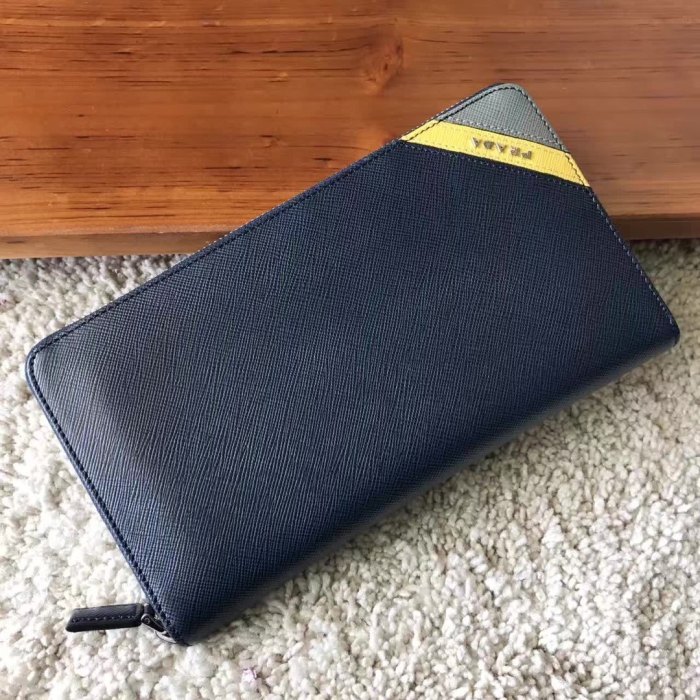 Saffiano Stripe Leather Wallet“21*11CM”-055=