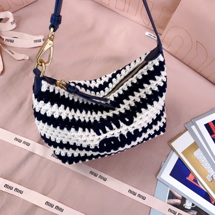 Colour-Block Crochet Mini Bag“25.5*19*14CM”-028=