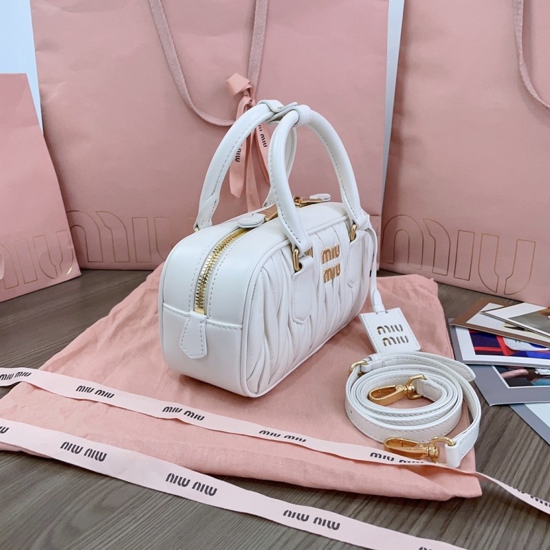 Arcadie Matelassé Nappa Leather Bag“22*10.5*7.5CM”-0301=