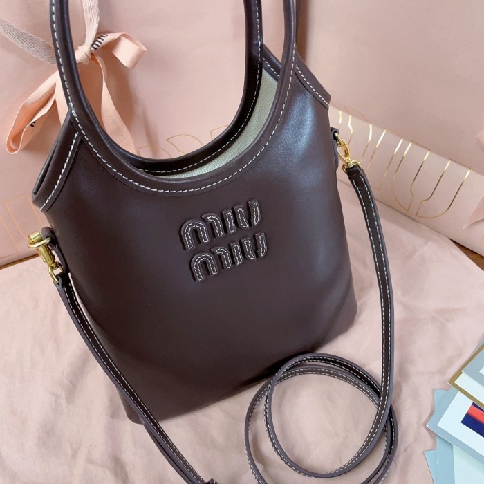 lVY Nappa Leather Bag“24*20CM”-037=