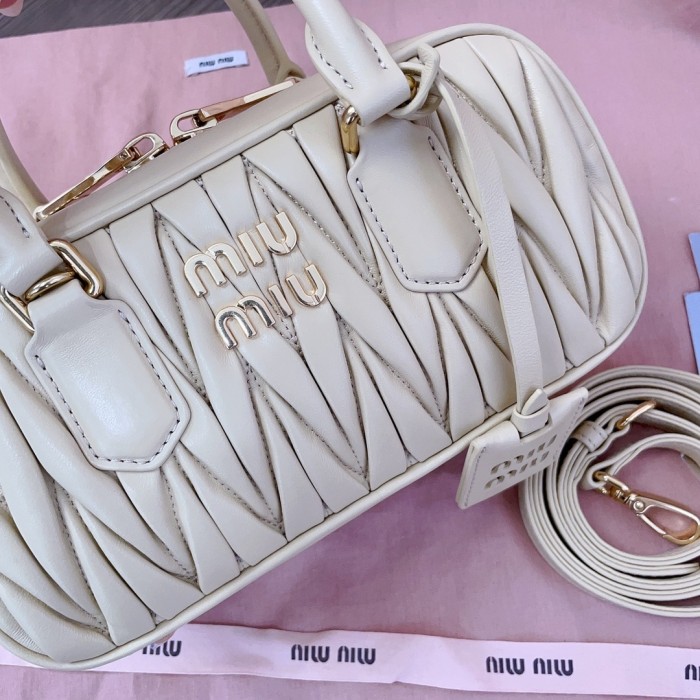 Arcadie Matelassé Nappa Leather Bag“22*10.5*7.5CM”-0301=