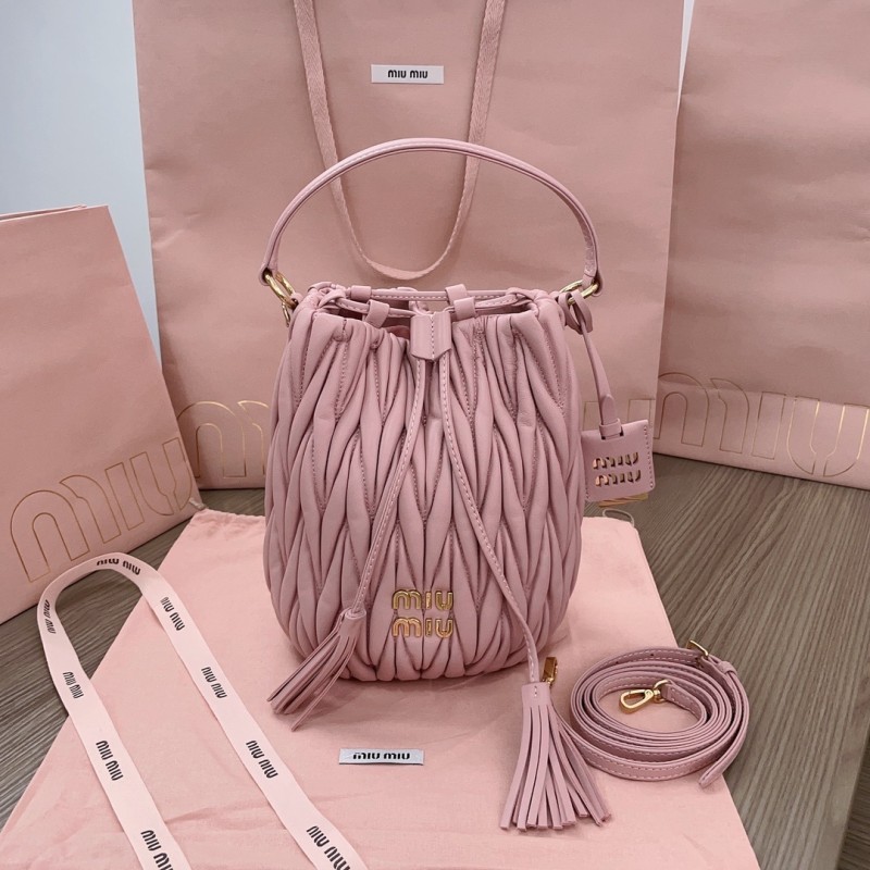 Matelassé Nappa Leather Bucket Bag“20*18*14CM”-039=