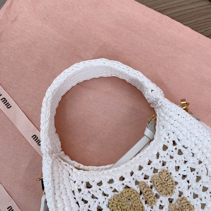 Woven Fabric Handbag With Leather Trim“24*18*9CM”-058=