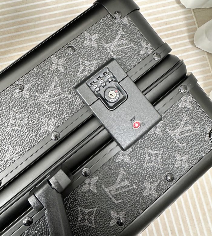 Monogram 28inch-087=