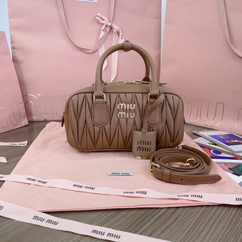 Arcadie Matelassé Nappa Leather Bag“22*10.5*7.5CM”-0301=