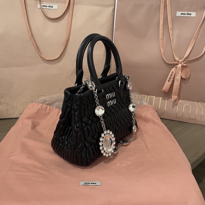 Matelassé Nappa Leather Handle Bag“20*16*11CM”-0501=