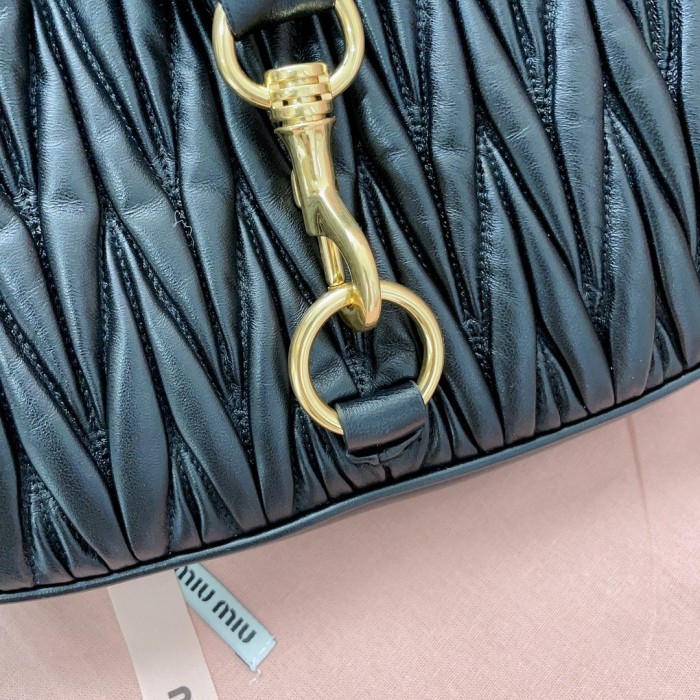 Matelassé Nappa Leather Handle Bag“20*16*11CM”-089=