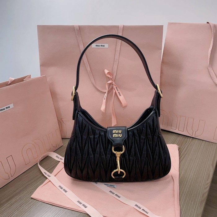 Matelassé Nappa Leather Handle Bag“20*16*11CM”-089=