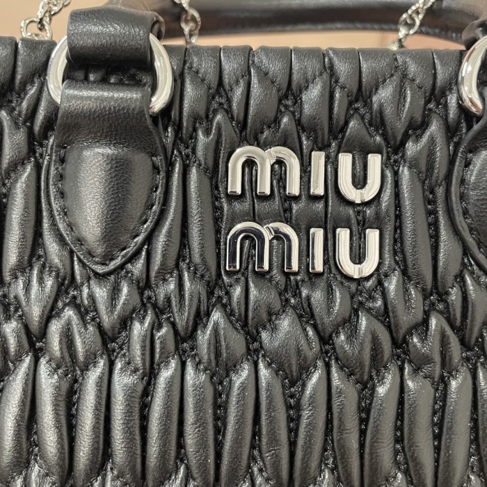 Matelassé Nappa Leather Handle Bag“20*16*11CM”-0501=